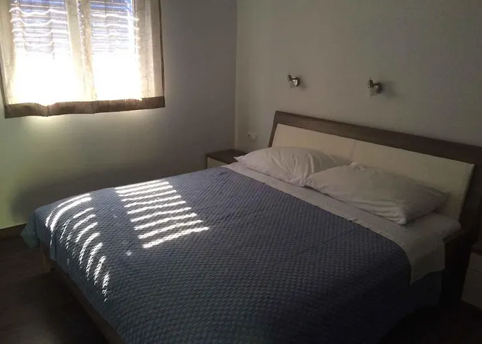 - Insel Dugi Otok 37001 Апартаменты Вели-Рат